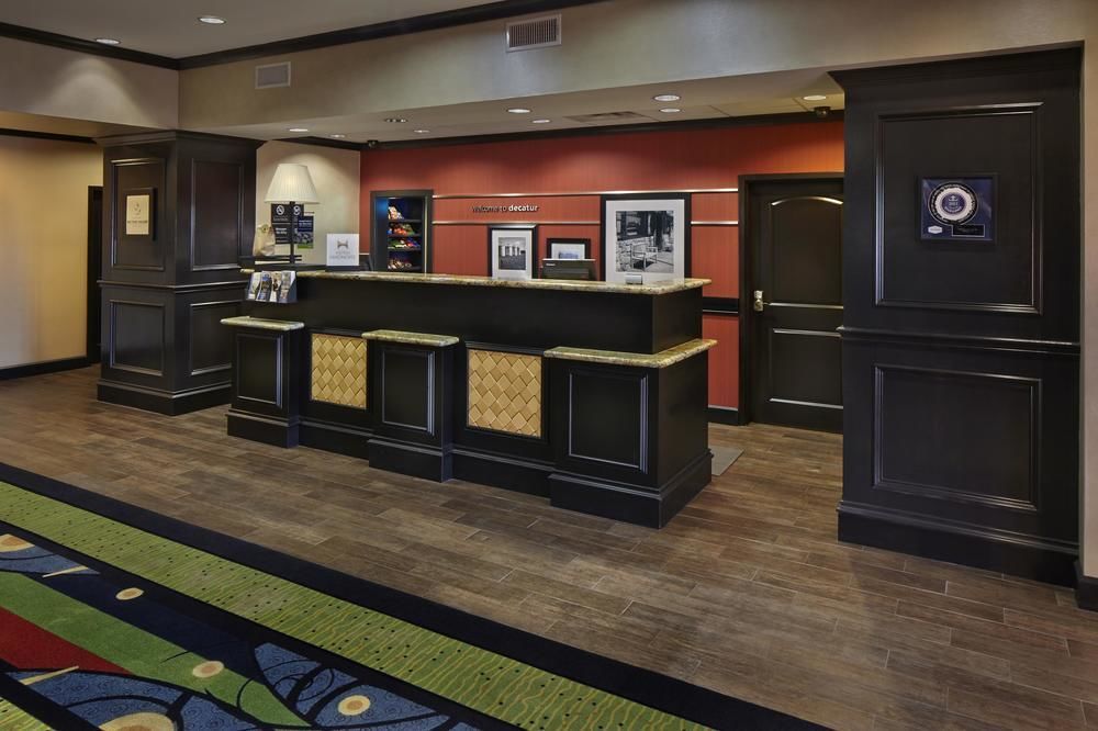 Hampton Inn & Suites Roseville Exterior photo